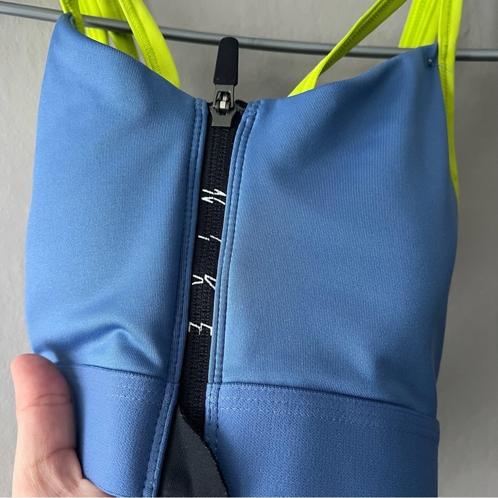 Nike Light Blue Front Zip Indy Sports Bra Size Medium - Picture 4 of 8